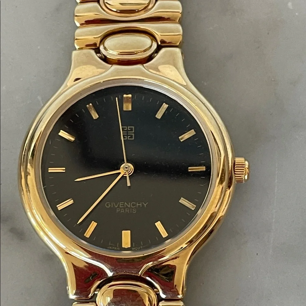 GIVENCHY Vintage 90's Quartz Gold Bracelet Black Dial Women's Watch